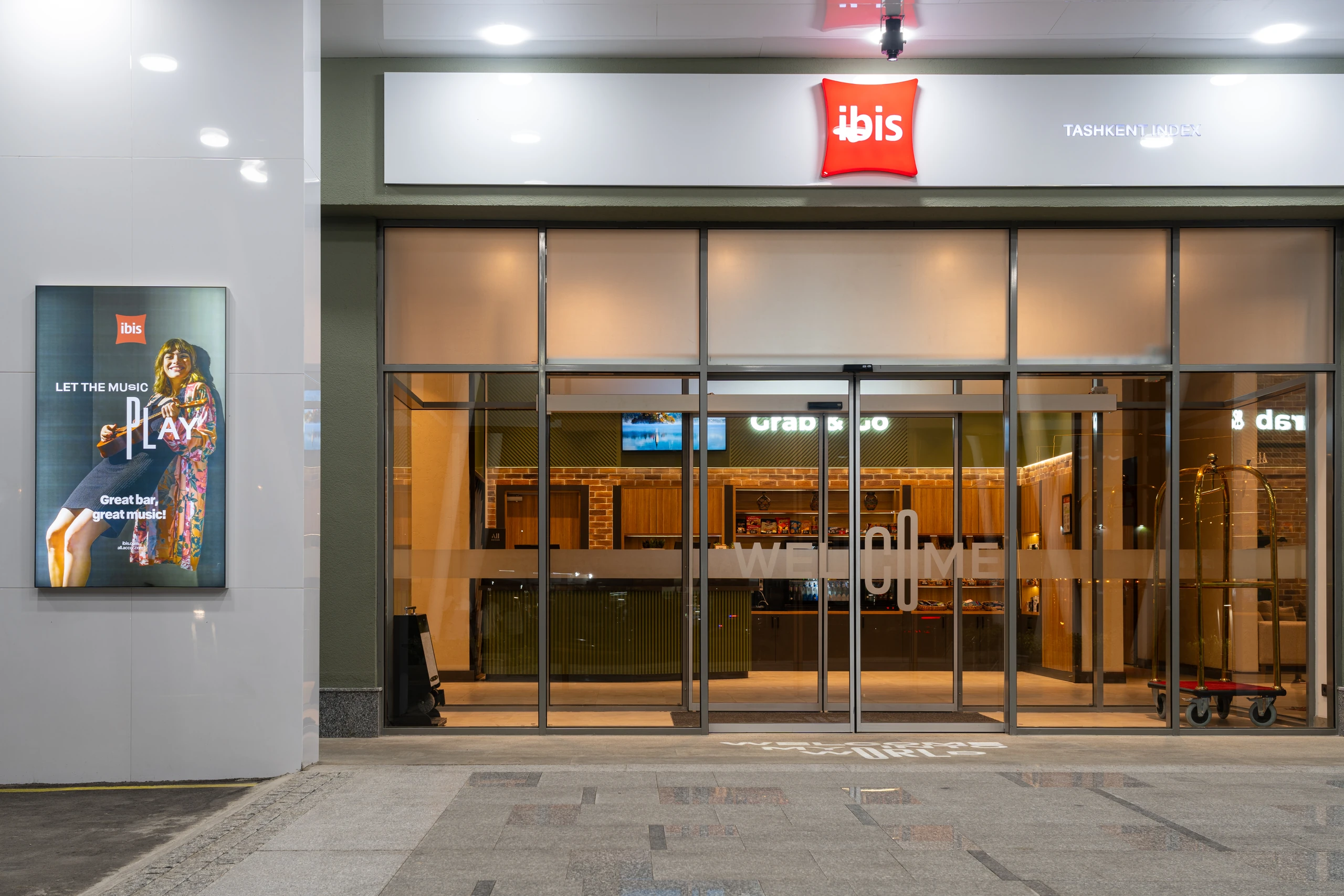 Ibis Hotel - view 3